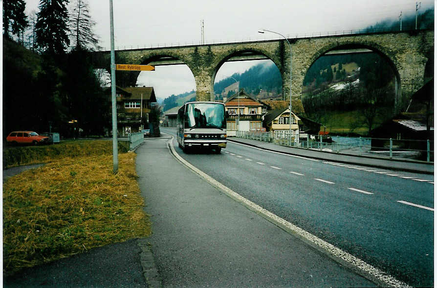 (002'813) - AFA Adelboden - Nr. 25/BE 402'728 - Setra im Januar 1988 in Frutigen, Rhybr�gg