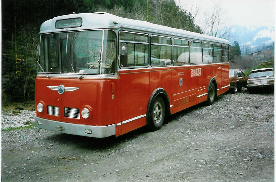 (003'126) - AFA Adelboden - Nr. 11 - Saurer/Hess (ex Roth, Chur Nr. 10) im April 1988 in Adelboden, Margeli