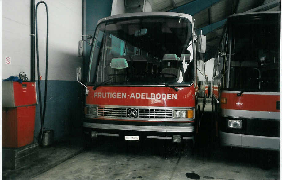 (006'915) - AFA Adelboden - Nr. 23/BE 26'709 - Setra (ex Wittwer, Neuch�tel) am 21. Dezember 1990 im Autobahnhof Adelboden