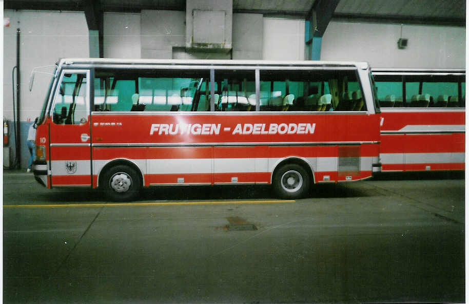 (009'826) - AFA Adelboden - Nr. 10/BE 26'701 - Setra (ex Fr�hlich, Z�rich) am 25. August 1993 im Autobahnhof Adelboden