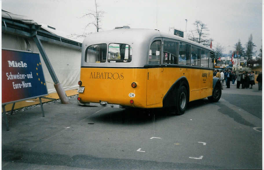 (012'213) - Albatros, Emmenbr�cke - LU 15'773 - Saurer/R&J (ex AOMC Aigle; ex ATGH Heiligenschwendi Nr. 1) am 24. April 1995 in Bern, BEA