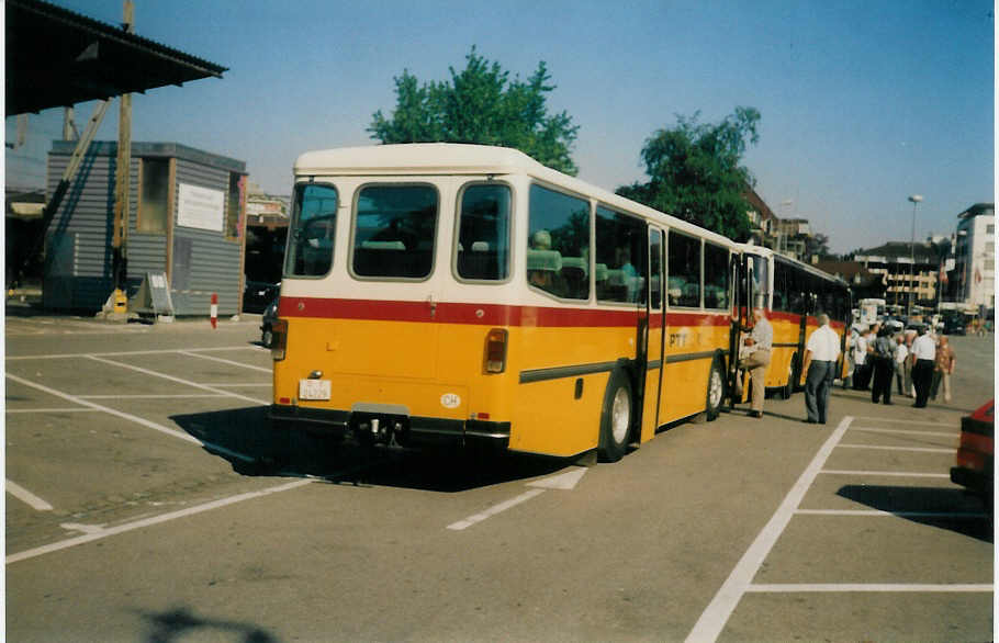 (014'124) - PTT-Regie - P 24'229 - Saurer/T�scher am 11. Juni 1996 beim Bahnhof Thun