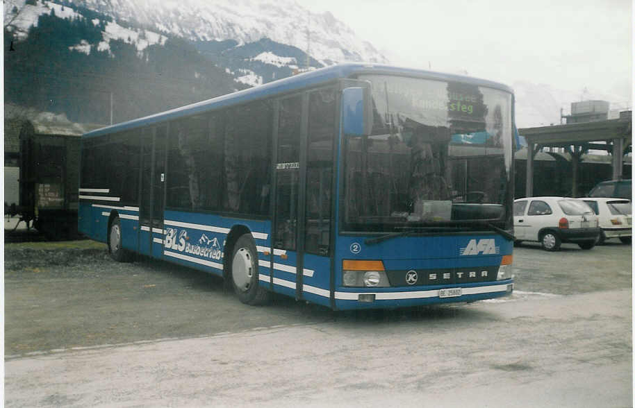 (016'305) - AFA Adelboden - Nr. 2/BE 25'802 - Setra am 17. Februar 1997 beim G�terbahnhof Frutigen