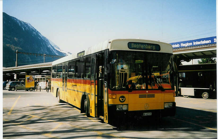 (016'803) - AAGI Interlaken - Nr. 37/BE 422'535 - Mercedes/R&J (ex P 25'301) am 31. M�rz 1997 beim Bahnhof Interlaken West
