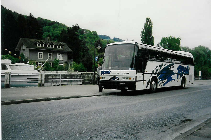 (017'019) - R�sli, Winterthur - ZH 153'608 - Neoplan am 12. Mai 1997 bei der Schiffl�ndte Thun