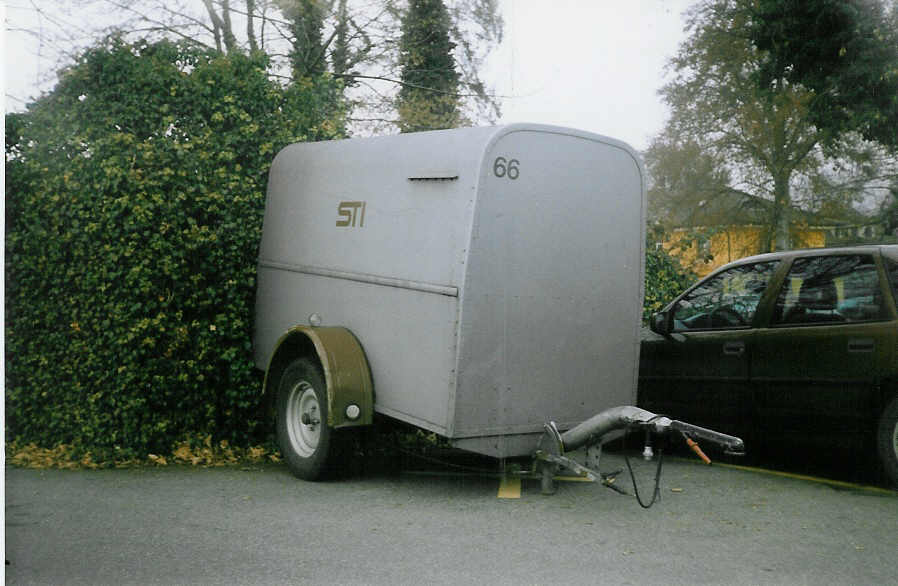 (021'021) - STI Thun - Nr. 66/BE 186'870 - Moser Gep�ckanh�nger am 8. Dezember 1997 bei der Schiffl�ndte Thun