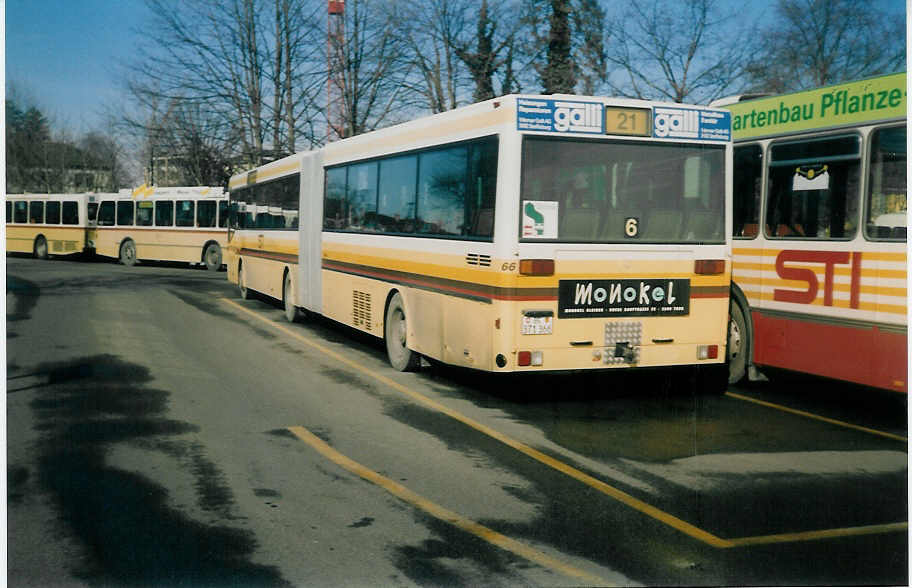 (021'621) - STI Thun - Nr. 66/BE 371'366 - Mercedes am 8. Februar 1998 bei der Schiffl�ndte Thun