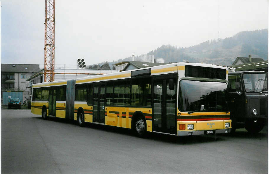 (022'218) - STI Thun - Nr. 73/BE 387'073 - MAN am 18. M�rz 1998 in Thun, Garage