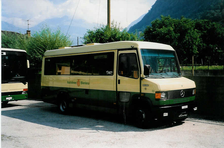 (024'118) - ABl Biasca - Nr. 10/TI 106'876 - Mercedes/Auw�rter am 13. Juli 1998 in Biasca, Garage