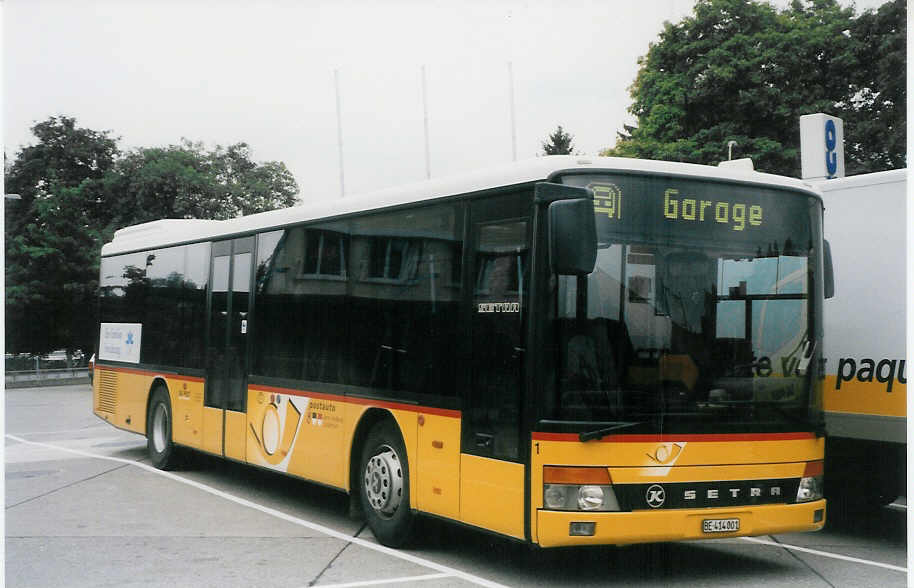 (025'035) - Klopfstein, Laupen - Nr. 1/BE 414'001 - Setra am 3. August 1998 in Bern, Automobilwerkst�tte