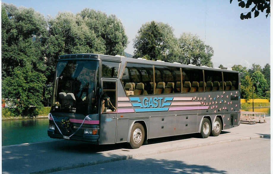 (025'115) - Gast, Utzenstorf - BE 27'507 - Dr�gm�ller am 8. August 1998 bei der Schiffl�ndte Thun