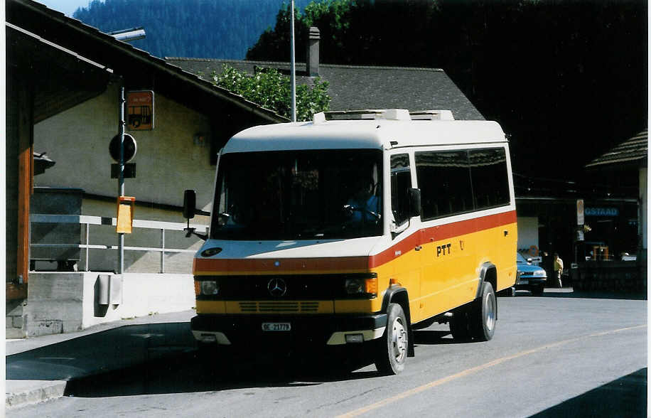 (025'904) - K�bli, Gstaad - BE 21'779 - Mercedes/Auw�rter (ex von Gr�nigen, Turbach) am 30. August 1998 beim Bahnhof Gstaad