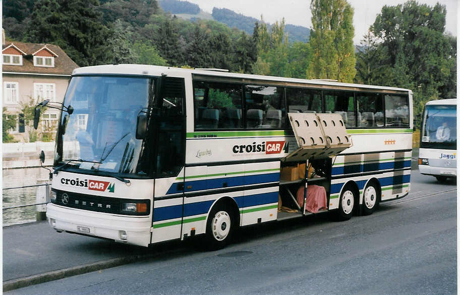 (026'207) - CJ Tramelan - Nr. 106/NE 98'800 - Setra am 20. September 1998 bei der Schiffl�ndte Thun