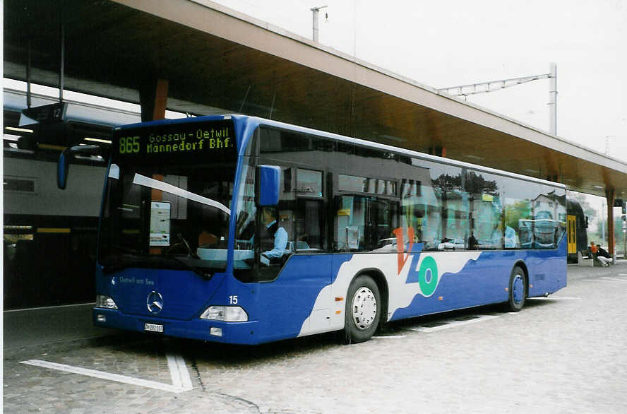 (026'311) - VZO Gr�ningen - Nr. 15/ZH 292'107 - Mercedes am 3. Oktober 1998 beim Bahnhof Wetzikon
