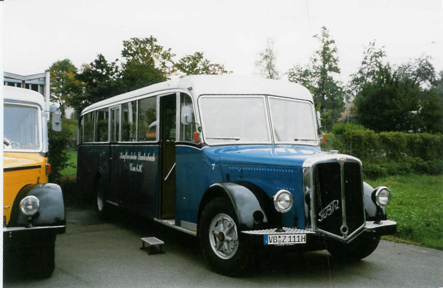 (026'328) - Aus Deutschland: Kraftverkehr, Lauterbach - Nr. 7/VB-Z 111H - FBW/T�scher (ex VZO Gr�ningen Nr. 7) am 3. Oktober 1998 in R�ti, Sonnenplatz