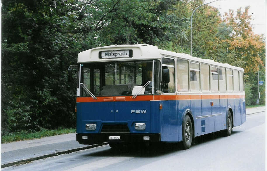 (026'514) - Br�hwiler, Maisprach - BL 6925 - FBW/Hess (ex Giezendanner, Rothrist; ex AAGR Rothenburg Nr. 48) am 3. Oktober 1998 in R�ti, Sonnenplatz