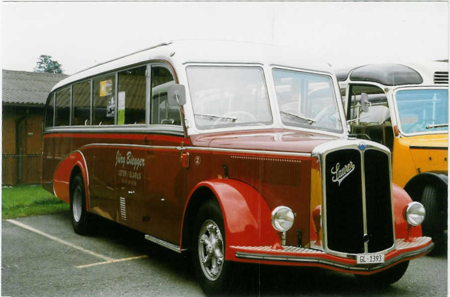 (026'516) - Biegger, Uster - Nr. 2/GL 1393 - Saurer/Lauber (ex T�l�verbier, Verbier Nr. 2; ex Werkbus; ex Rey, Ayent) am 3. Oktober 1998 in R�ti, Sonnenplatz
