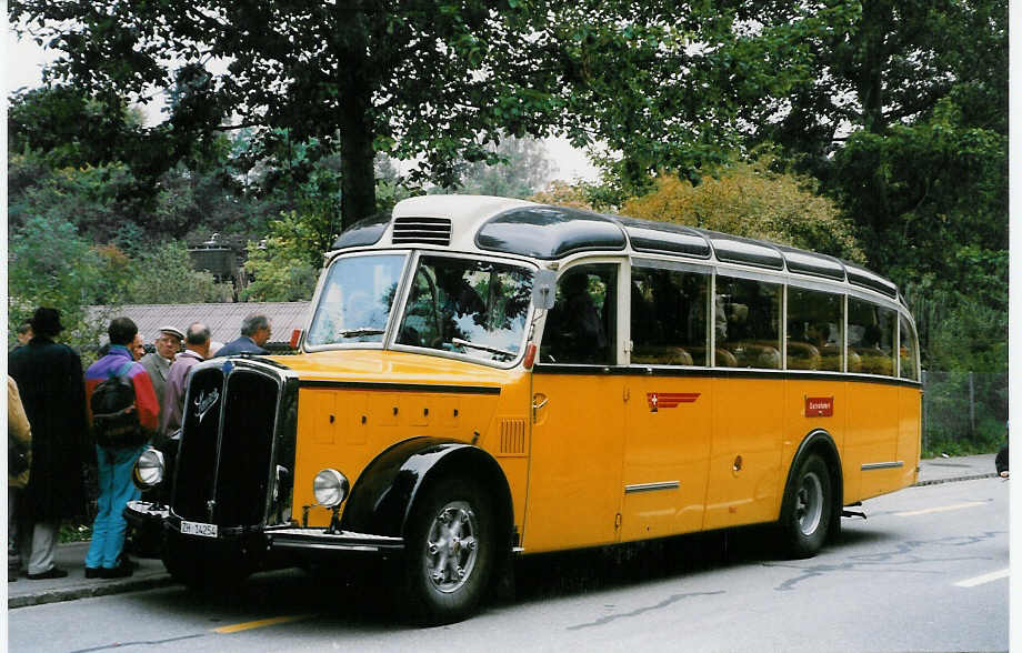 (026'703) - Richter, Ossingen - ZH 14'254 - Saurer/Gangloff (ex M+79'535; ex P 23'127) am 3. Oktober 1998 in R�ti, Sonnenplatz