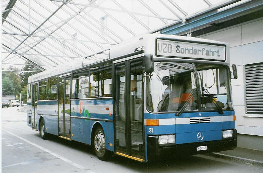 (026'707) - VZO Gr�ningen - Nr. 31/ZH 198'931 - Mercedes am 3. Oktober 1998 in Gr�ningen, Garage