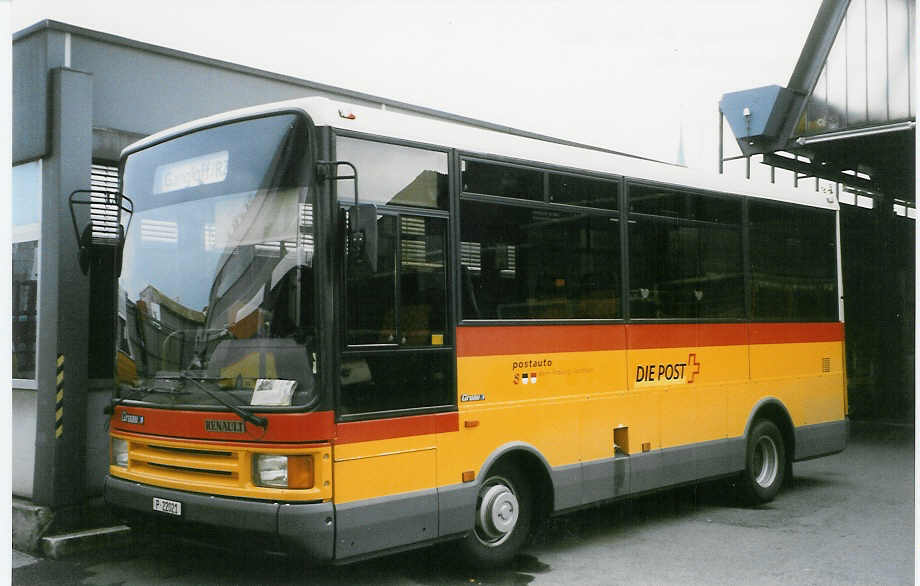 (027'235) - PTT-Regie - P 22'021 - Renault/Gruau (ex Trachsel, Hasle-R�egsau) am 10. Oktober 1998 in Bern, Postautostation