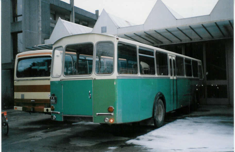 (028'328) - Schweizer Armee - M+79'515 - Volvo/T�scher am 26. Dezember 1998 in Thun, Garage STI
