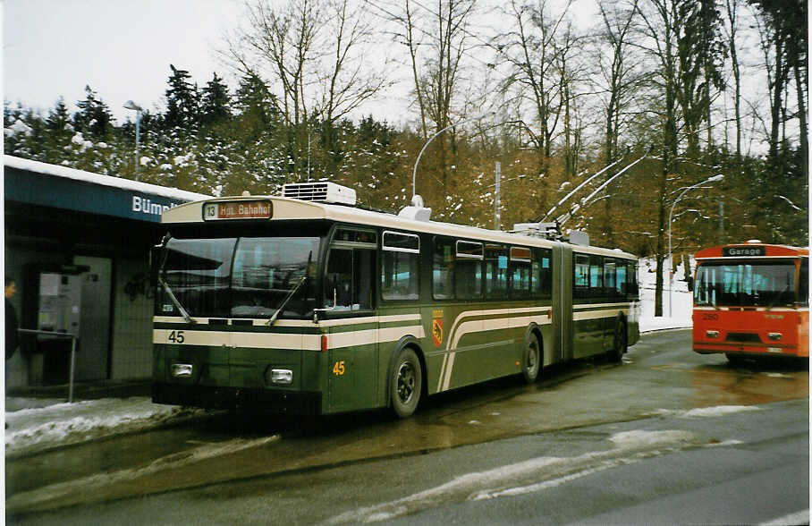 (029'335) - SVB Bern - Nr. 45 - FBW/R&J Gelenktrolleybus am 16. Februar 1999 in Bern, B�mpliz
