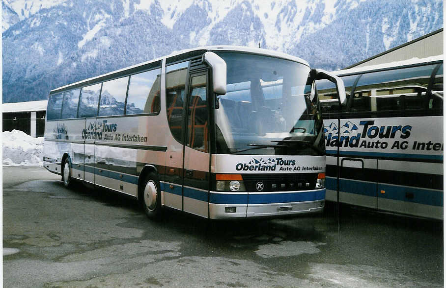 (029'914) - AAGI Interlaken - Nr. 16 - Setra am 6. M�rz 1999 in Interlaken, Garage