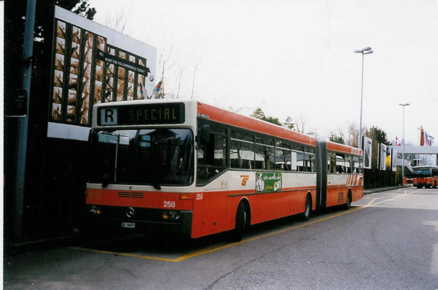 (030'326) - TPG Gen�ve - Nr. 258/GE 96'075 - Mercedes am 21. M�rz 1999 in Gen�ve, Palexpo