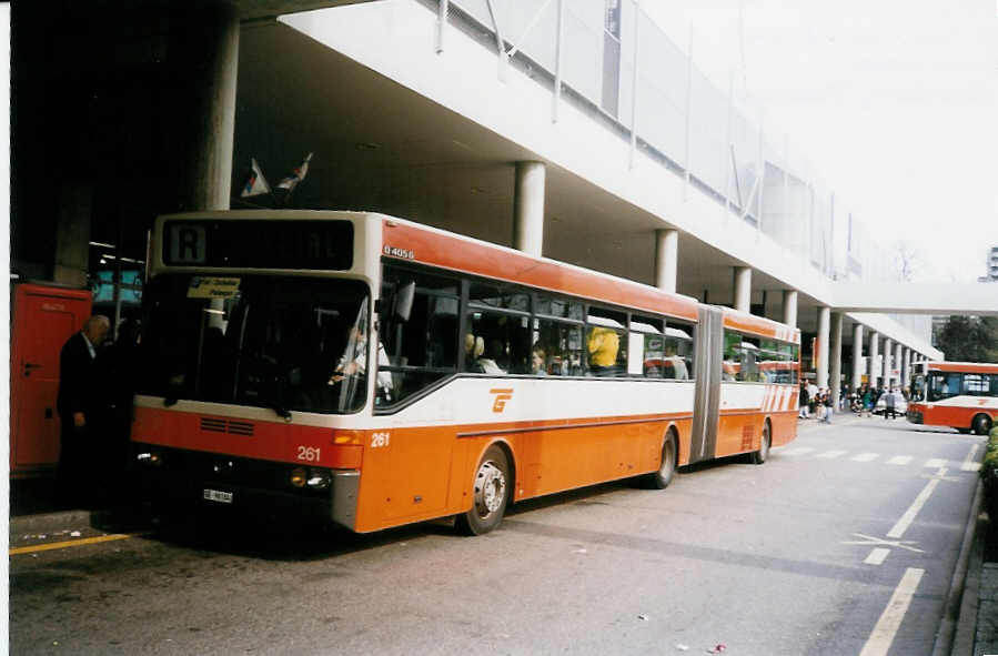 (030'333) - TPG Gen�ve - Nr. 261/GE 96'164 - Mercedes am 21. M�rz 1999 in Gen�ve, Palexpo