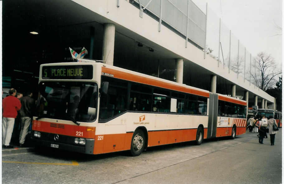 (030'503) - TPG Gen�ve - Nr. 221/GE 96'076 - Mercedes am 21. M�rz 1999 in Gen�ve, Palexpo