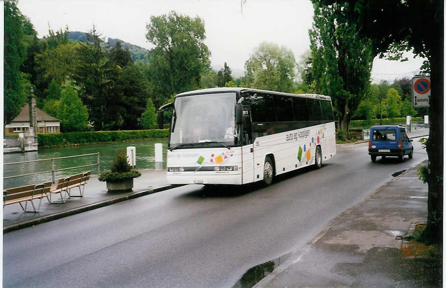(031'503) - AAGK Koppigen - Nr. 24/BE 26'562 - Volvo/Dr�gm�ller am 8. Mai 1999 bei der Schiffl�ndte Thun