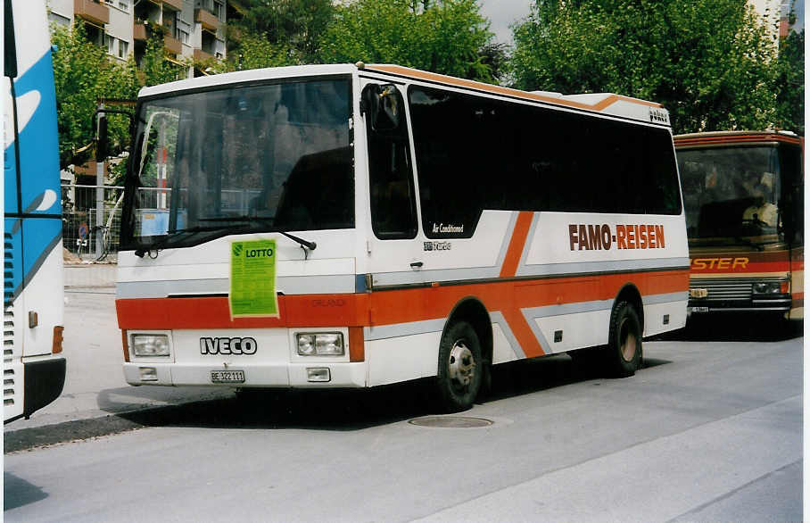 (031'524) - Famo, S�deren - Nr. 3/BE 322'111 - Iveco/Orlandi am 16. Mai 1999 in Thun, Aarefeld