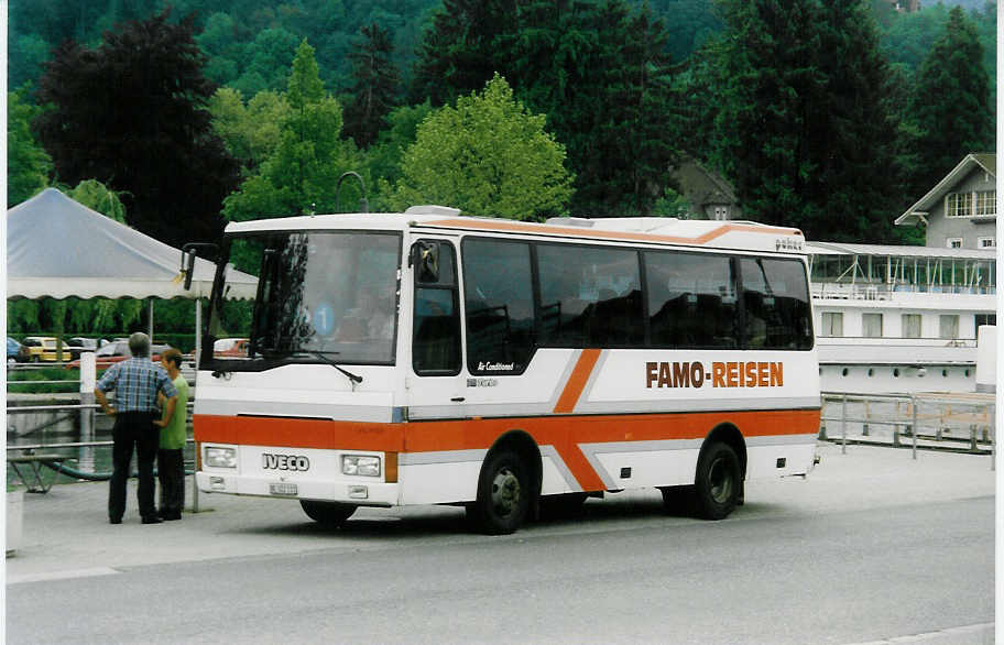 (031'620) - Famo, S�deren - Nr. 3/BE 322'111 - Iveco/Orlandi am 28. Mai 1999 bei der Schiffl�ndte Thun
