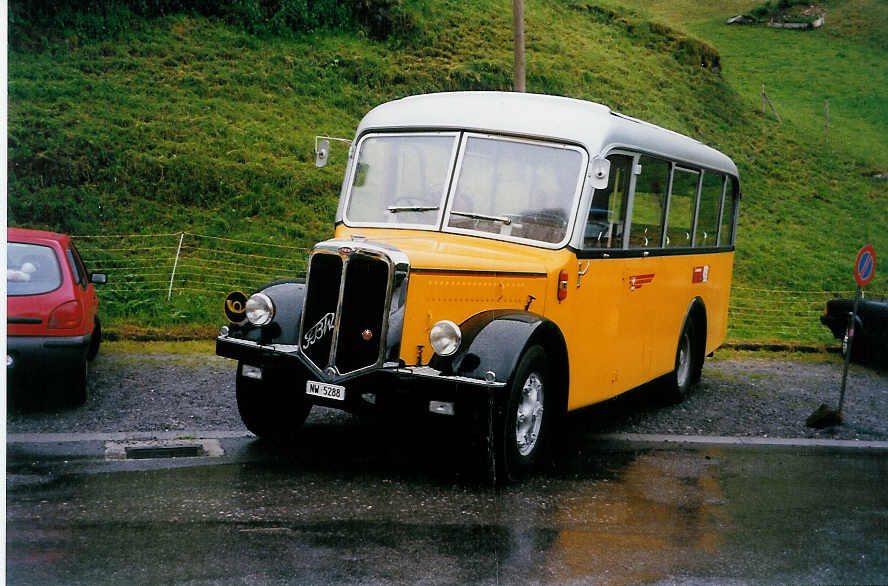 (031'915) - OPC Ennetb�rgen - Nr. 4/NW 5288 - FBW/Krapf (ex Schweizer Armee) am 6. Juni 1999 in Meiringen, Schwendi