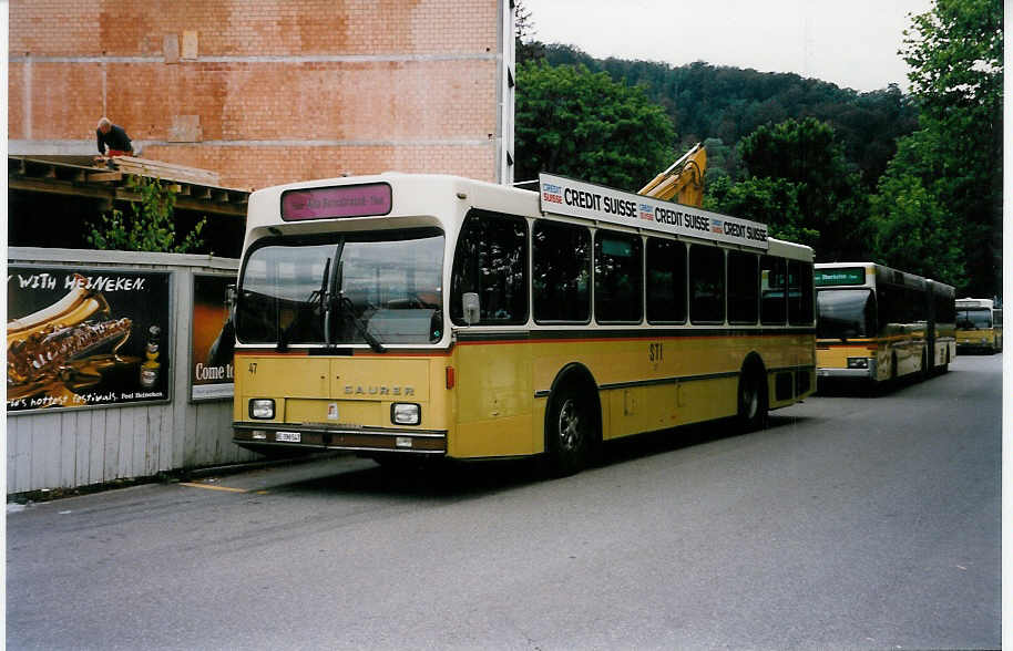 (032'117) - STI Thun - Nr. 47/BE 396'547 - Saurer/R&J am 14. Juni 1999 bei der Schiffl�ndte Thun