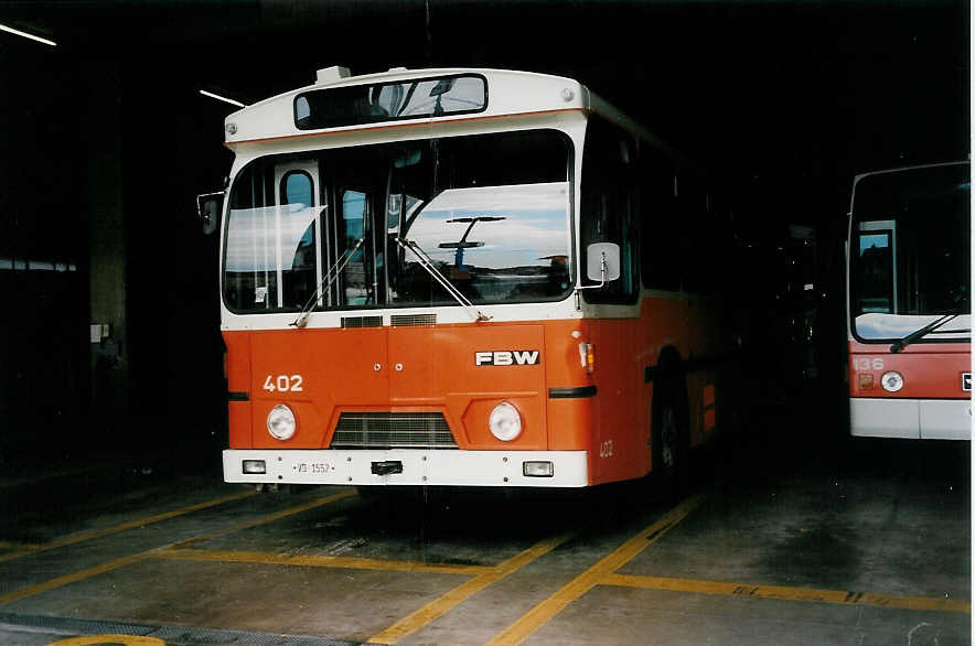 (033'604) - TL Lausanne - Nr. 402/VD 1552 - FBW/Hess am 7. Juli 1999 in Lausanne, D�p�t Borde