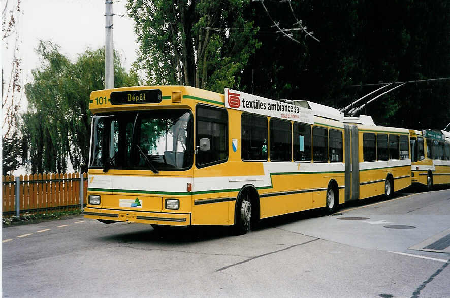 (033'932) - TN Neuch�tel - Nr. 101 - NAW/Hess Gelenktrolleybus am 10. Juli 1999 in Neuch�tel, D�p�t