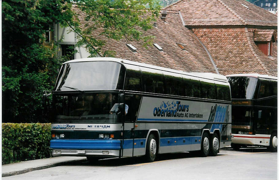 (034'117) - AAGI Interlaken - Nr. 23/BE 307'458 - Neoplan am 12. Juli 1999 in Bern, B�rengraben