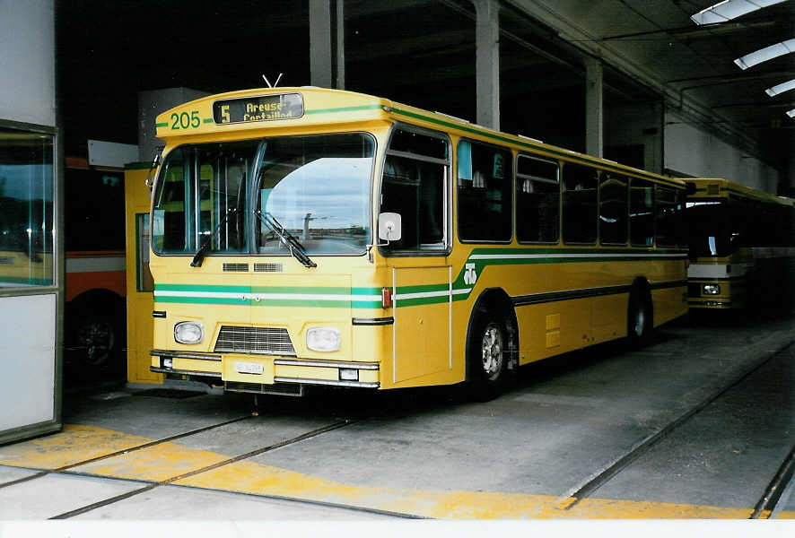 (035'217) - TN Neuch�tel - Nr. 205/NE 84'205 - FBW/Hess am 8. August 1999 in Neuch�tel, D�p�t