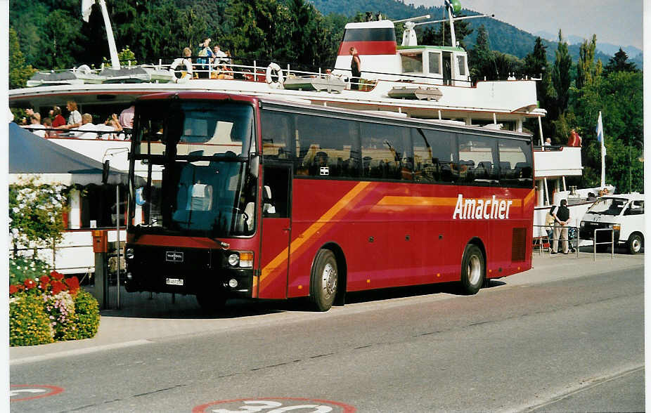 (036'735) - Amacher, Interlaken - BE 457'235 - Van Hool am 11. September 1999 bei der Schiffl�ndte Thun