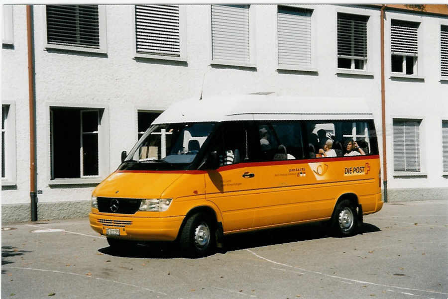 (036'817) - L�thi, Hinterfultigen - BE 221'299 - Mercedes am 13. September 1999 in Helgisried-Rohrbach, Schulhaus