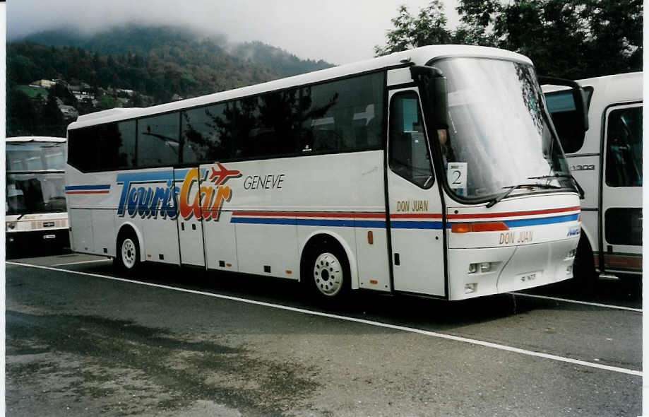 (036'827) - TourisCar, Gen�ve - GE 96'727 - Bova am 16. September 1999 in Thun, Seestrasse