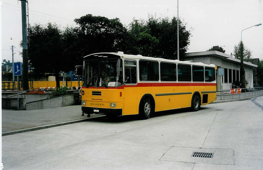 (037'001) - Flury, Balm - SO 20'030 - Saurer/Hess am 19. September 1999 beim Hauptbahnhof Solothurn