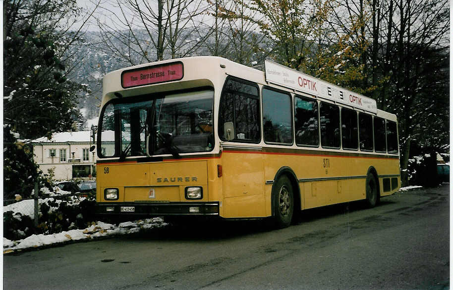 (037'731) - STI Thun - Nr. 58/BE 413'458 - Saurer/R&J am 22. November 1999 bei der Schiffl�ndte Thun