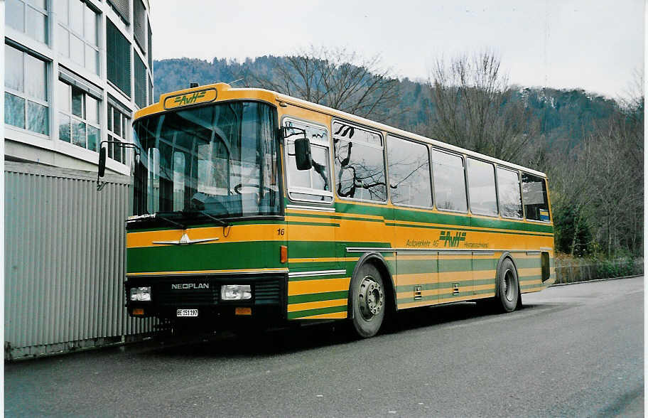 (039'802) - STI Thun - Nr. 16/BE 151'197 - Neoplan/Lauber (ex AvH Heimenschwand Nr. 6) am 15. M�rz 2000 bei der Schiffl�ndte Thun