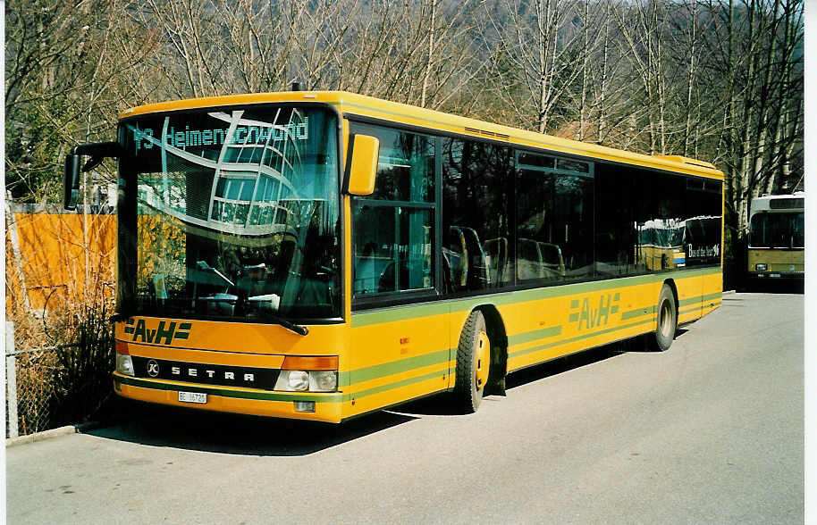 (039'926) - AvH Heimenschwand - Nr. 9/BE 36'720 - Setra am 21. M�rz 2000 bei der Schiffl�ndte Thun