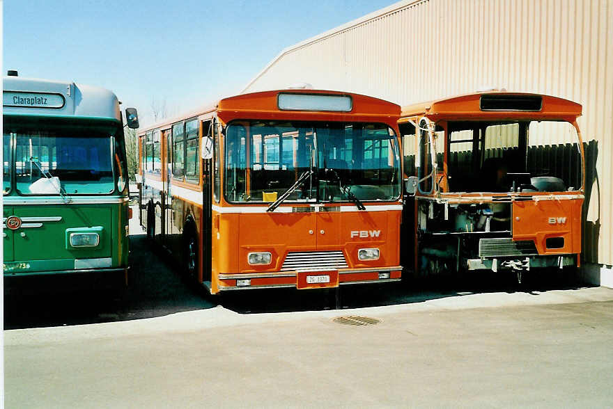 (040'025) - ZVB Zug - Nr. 20/ZG 3370 - FBW/T�scher am 8. April 2000 in Zug, Garage