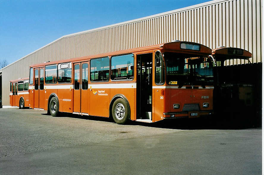 (040'205) - ZVB Zug - Nr. 20/ZG 3370 - FBW/T�scher am 8. April 2000 in Zug, Garage