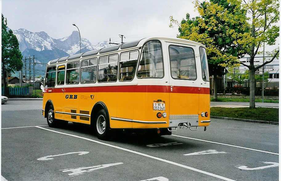 (040'435) - Rentsch, B�riswil - BE 353'048 - FBW/Gangloff (ex P 23'203; ex P 21'003) am 5. Mai 2000 in Thun, Seestrasse