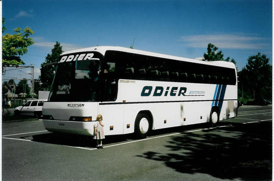 (040'616) - Odier, Gen�ve - Nr. 56/GE 96'158 - Neoplan am 21. Mai 2000 in Thun, Seestrasse